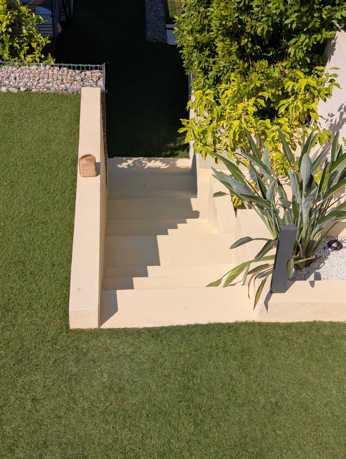 Aménagement extérieur et pavage à Nice — Genesius Construction et Réseaux