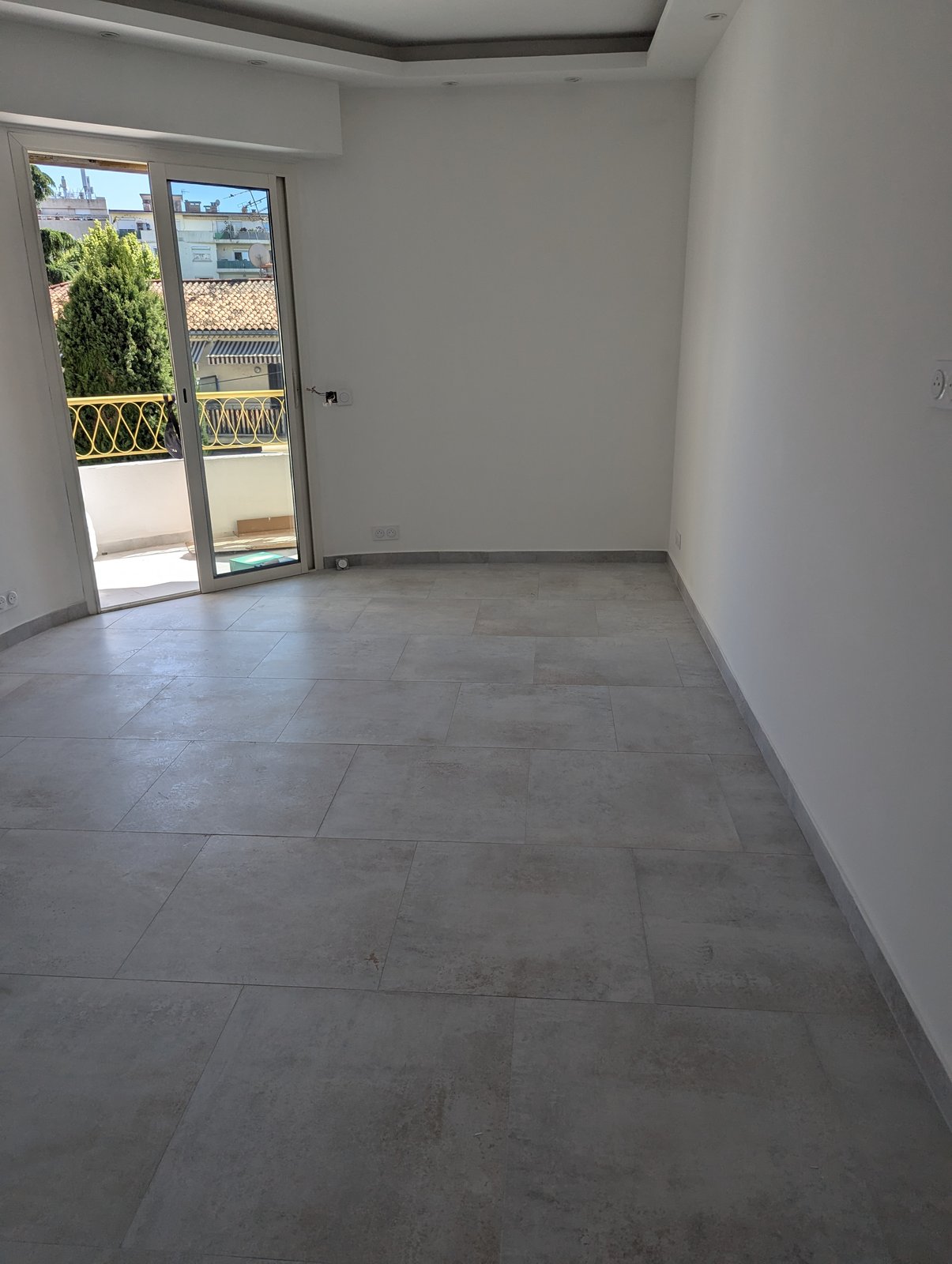 Rénovation d'appartement à Juan-les-Pins — Genesius Construction et Réseaux
