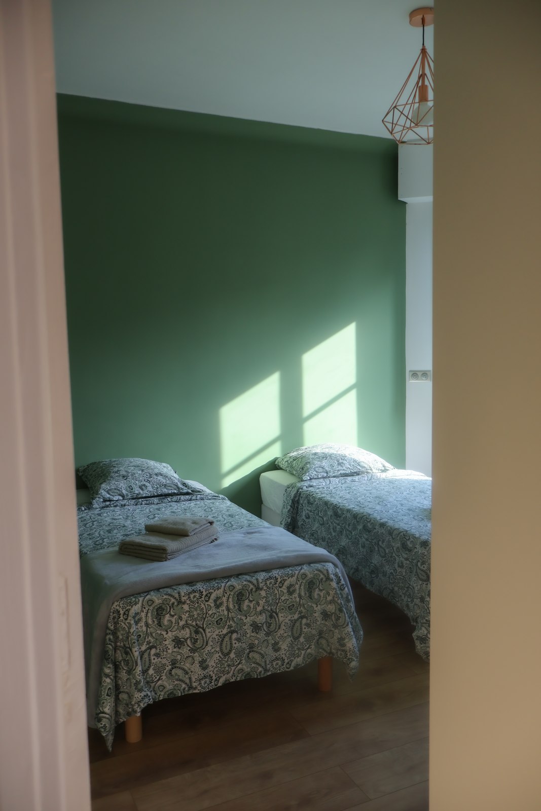 Chambre rénovée F2 Cimiez