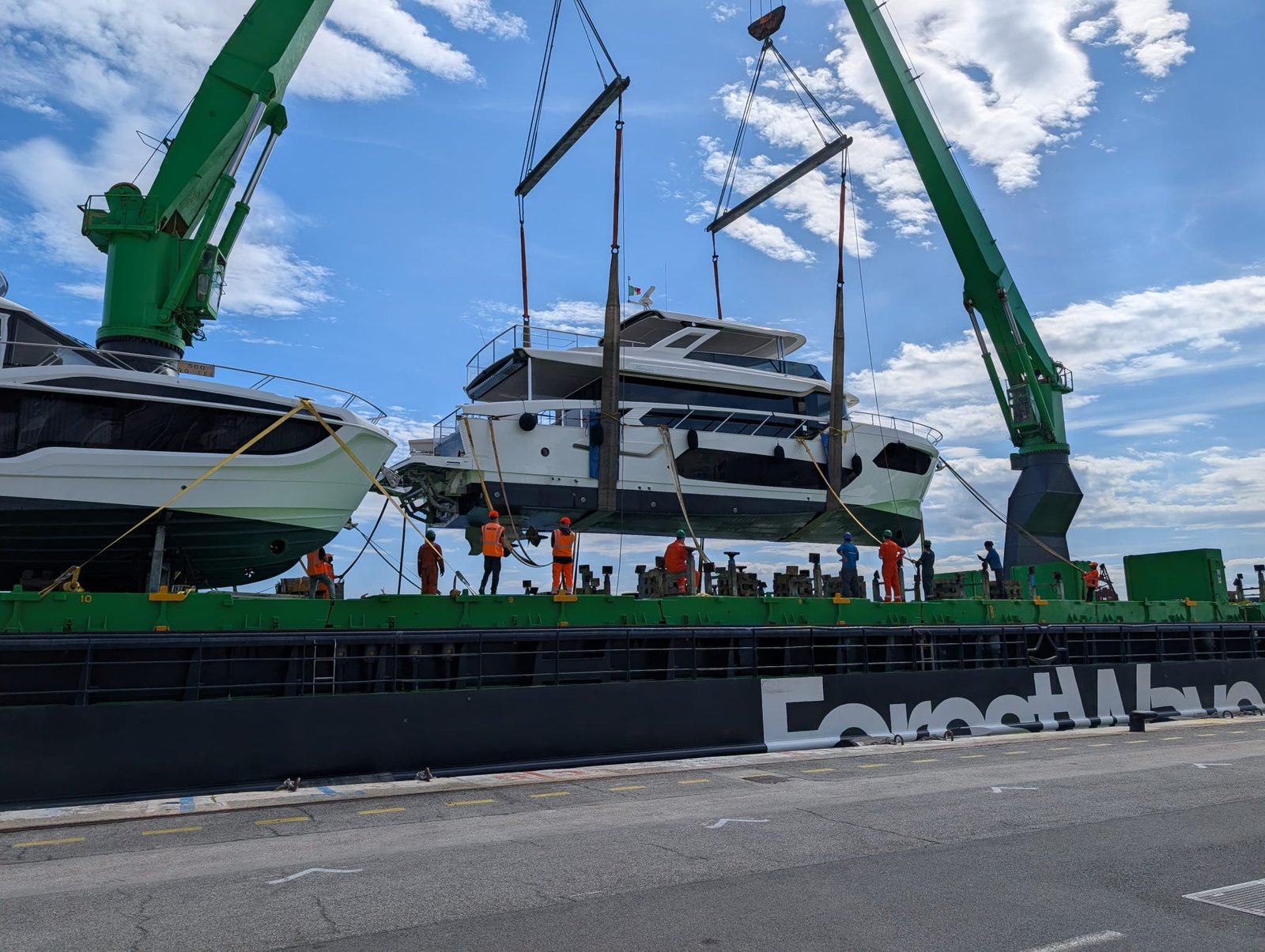 Sécurisation de yachts de luxe par soudures au port de Nice — Genesius Construction et Réseaux (branche GCR Spé) pour MCM